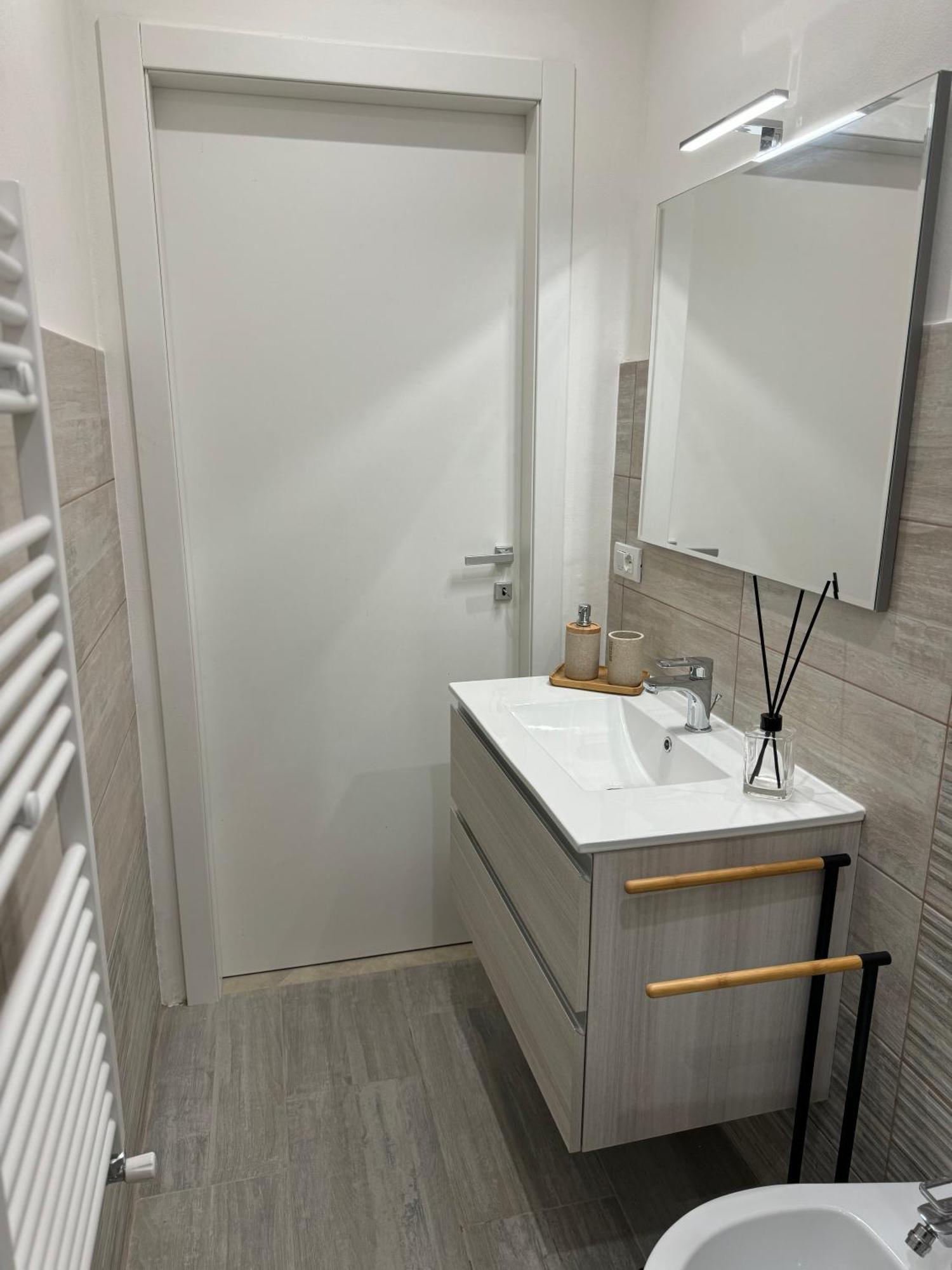 Onda Di Porta A Mare Apartman Livorno Kültér fotó